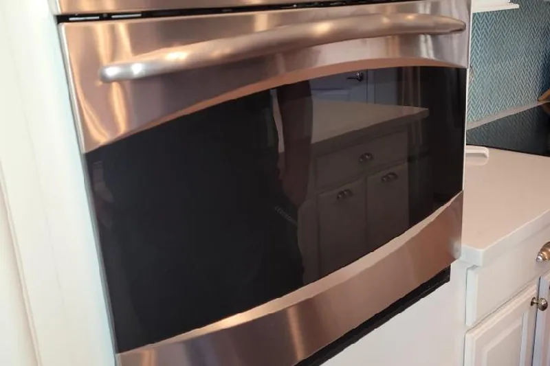 Built-In & European Dishwashers (Stainless & Custom Panel)